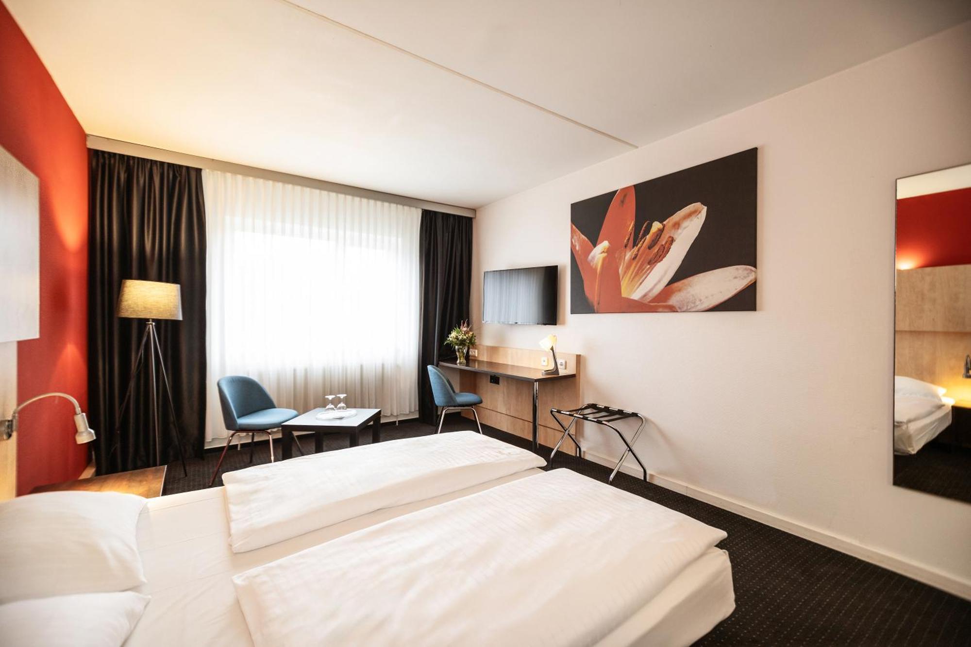 Good Morning + Bad Oldesloe Hotel Buitenkant foto